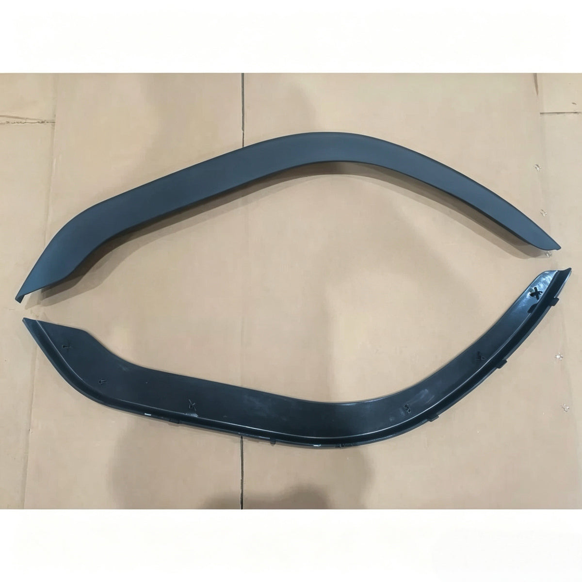 Wing Inner Wing Panel for Volvo FH FH12 FM — Ref. 20529685 / 20529684