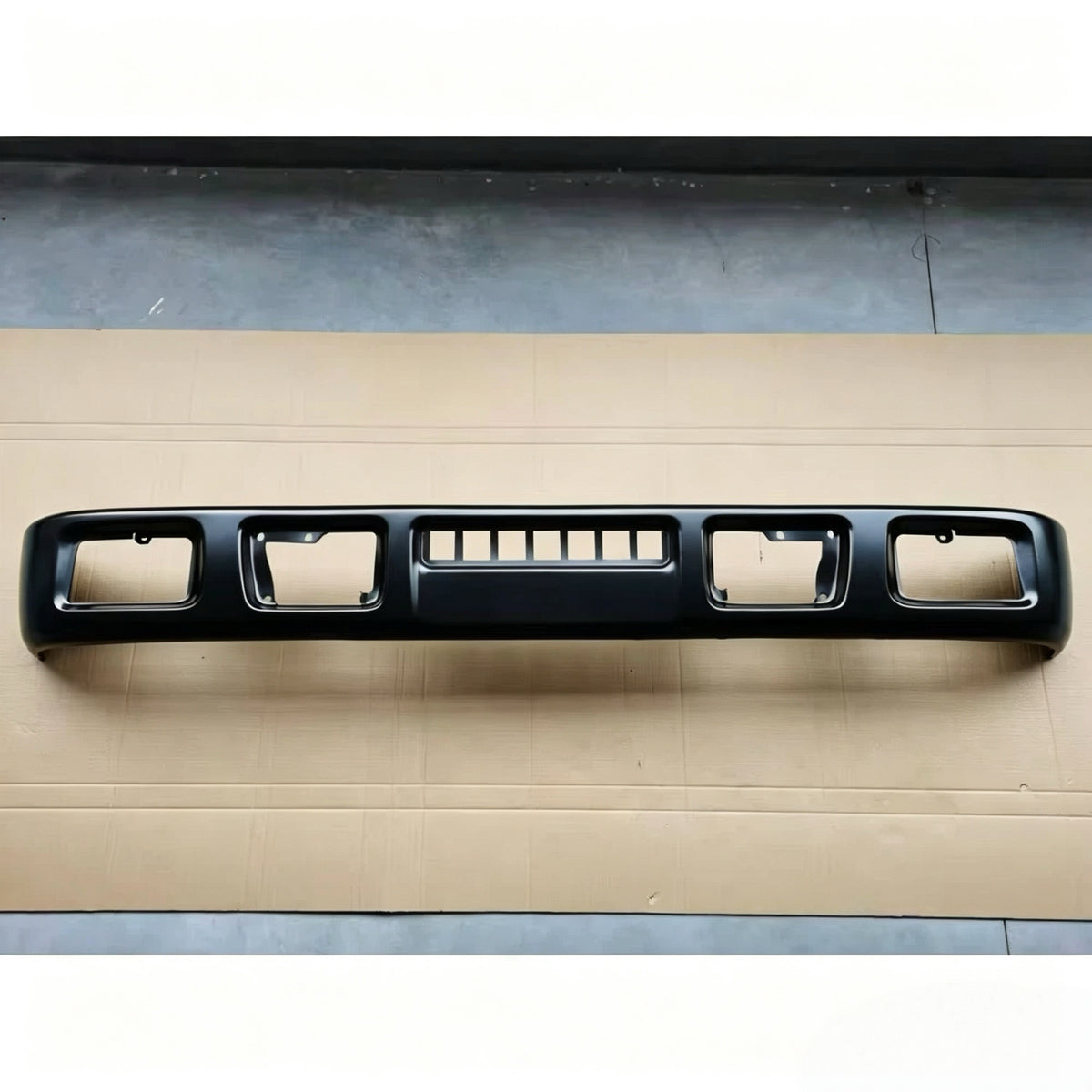 Front Bumper for Volvo for Volvo FH12 — Ref. 8189329 / 8144454