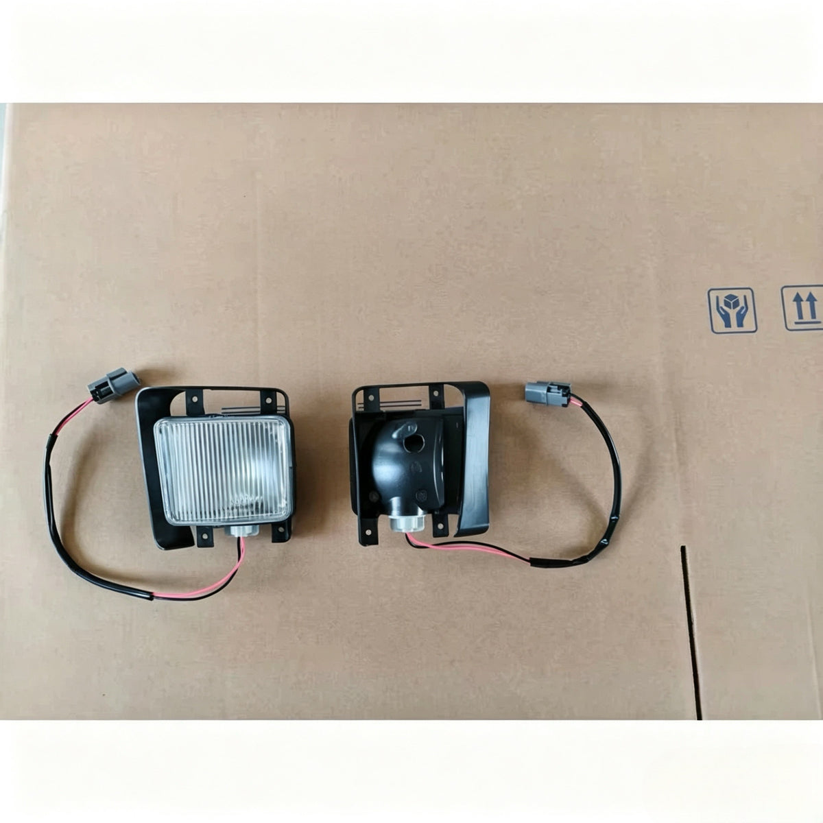 Front Small Light Left for Nissan for UD CW430 CP87 CP80