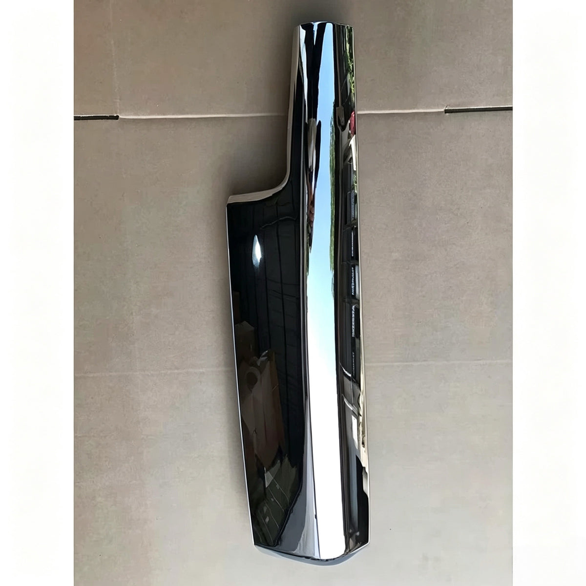 123 Chrome Corner Panel RH (no Hole,70cm Plastic,also for 520) for Nissan CWA451 for UD CDA451 CMA451
