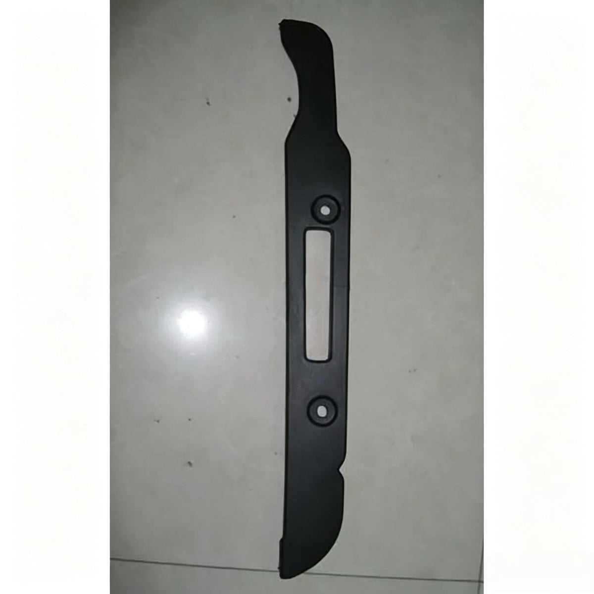 Paint Bumper Garnish LH RH for Nissan CWA451 for UD CDA451 CMA451