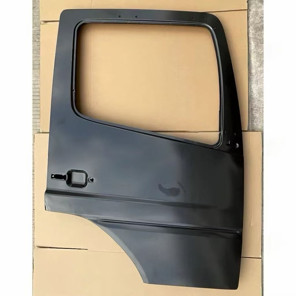 Door Shell for Mercedes Benz Atego — Ref. 9737203205 / 9737201805 / 9737203105 / 9737201705