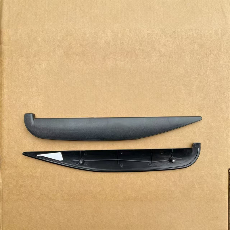 Outer Window Trim RH for Isuzu NPR 120 100P