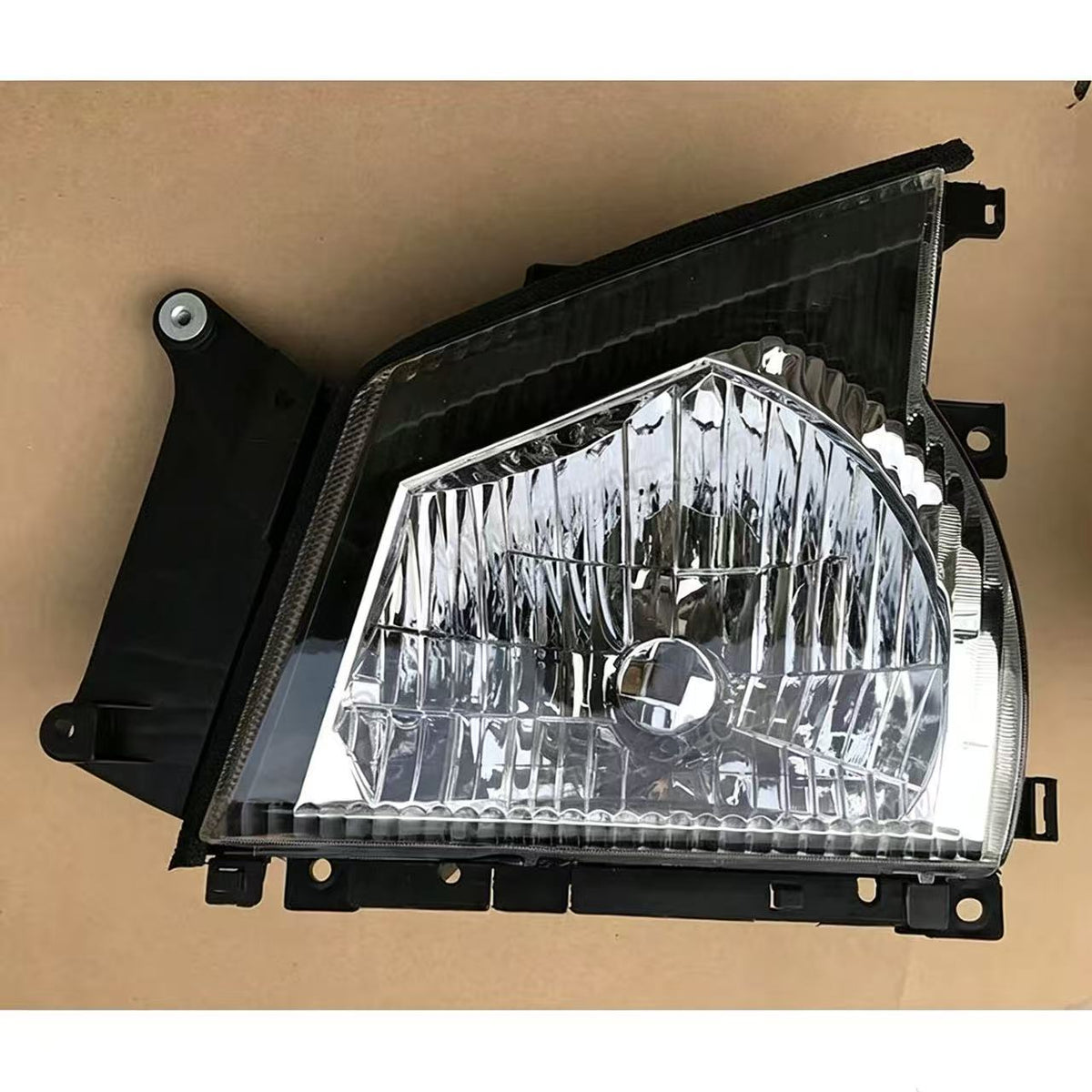 Head Lamp with Motor RHD LH (high) for Isuzu NQR NKR 2006 600P