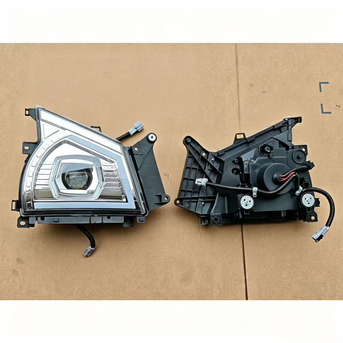 Headlamp LED Lhd(white) RH 12V for Isuzu NQR NKR NPR 2006 600P