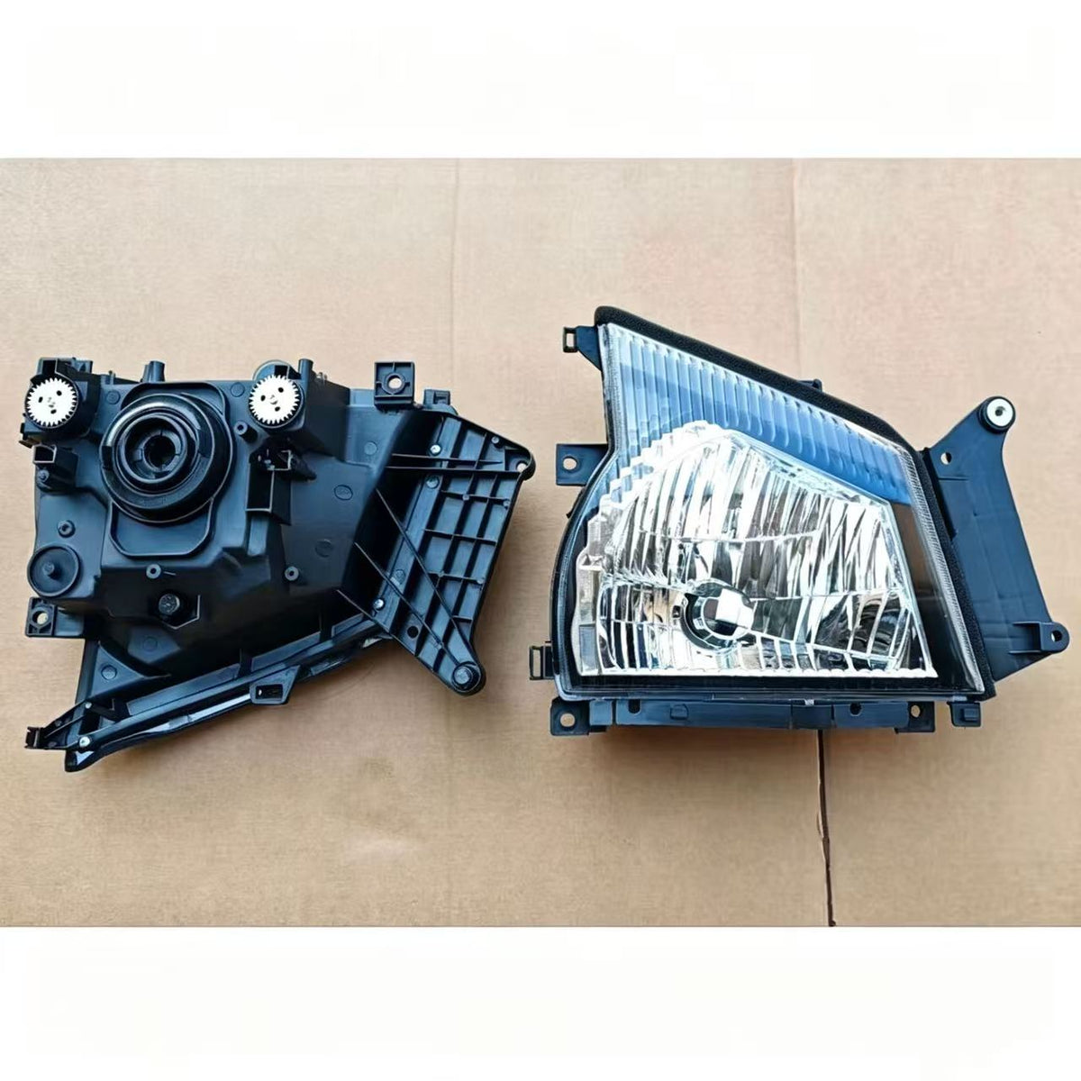 Head Lamp RH LHD Middle for Isuzu NQR NKR 150 600P