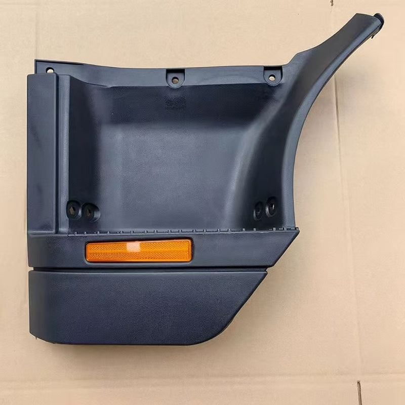 Step Panel LH (with Reflector) for Isuzu FRR210 FRR190