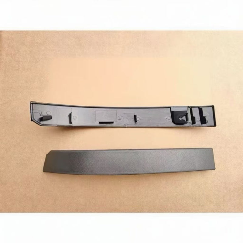 Corner Panel Garnish LH for Isuzu DECA360 GXZ360 FVZ300 FXZ360 FVZ360 — Ref. 8980581642