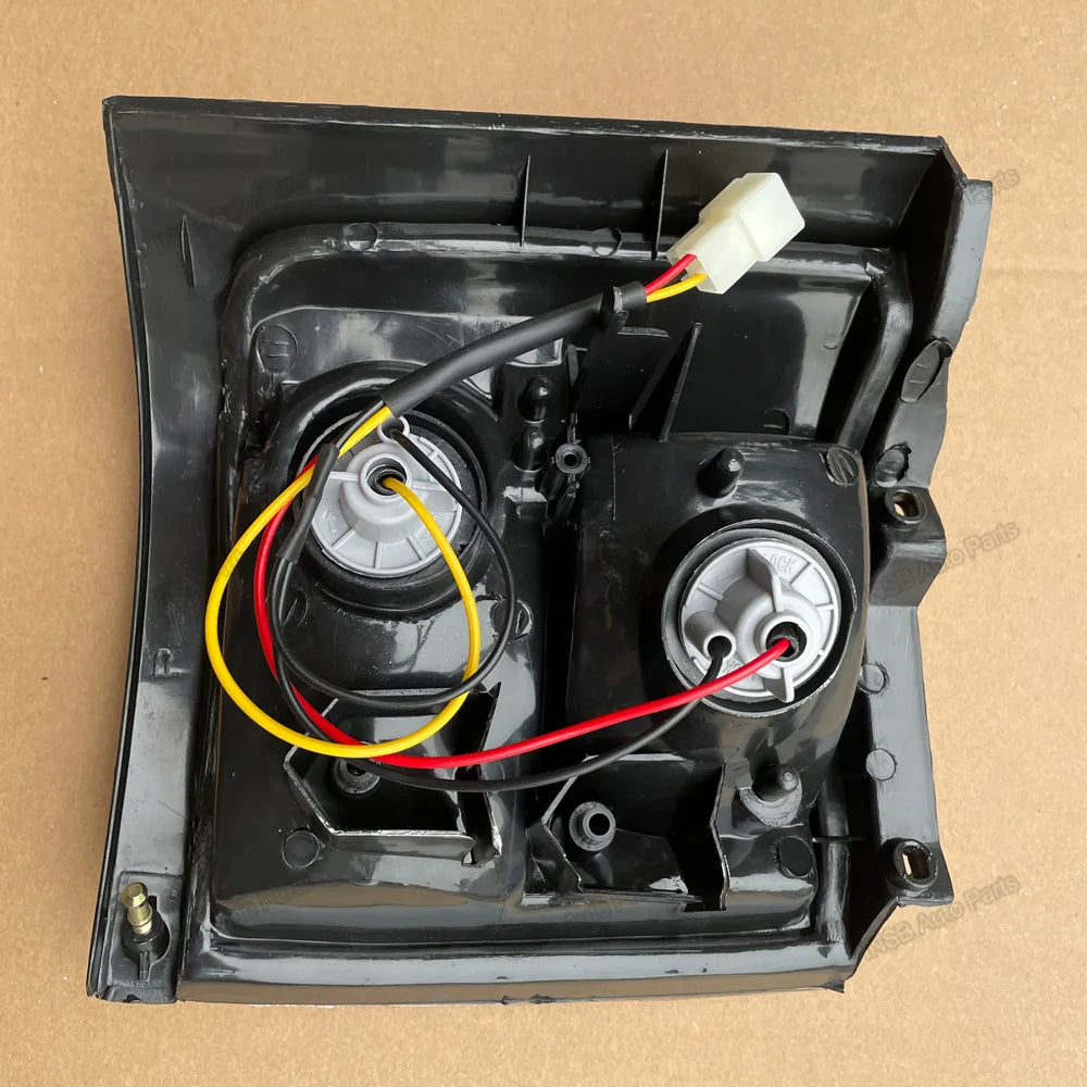 Coaster Bus White Corner Lamp for Coaster Van Spare Parts INSB10-034W