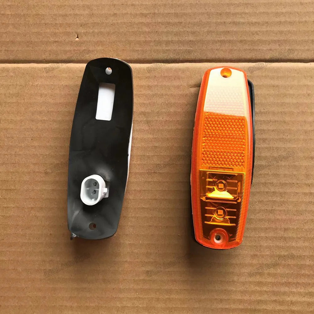 MARCOPOLO Bus Parts LED Side Marker Lamp Bus Side Light INSB03-061