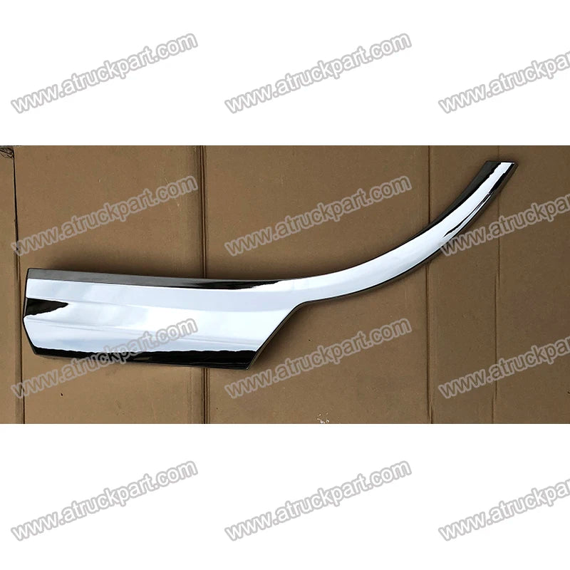 Chrome Upper Fender Cover LH for Nissan QUON for UD QUON Truck Spare Body Parts