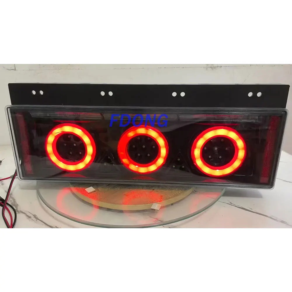 LED Taillamp RH 575*220 BLACK for HINO ISUZU FUSO NISSAN UD Truck