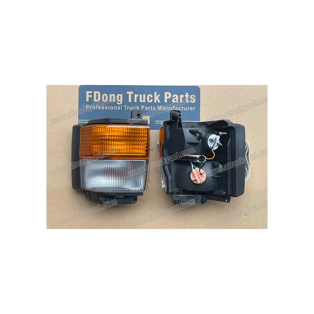 Front Light RH for NISSAN for UD CW520 CK520 CK450 CD450 CW530 Truck Spare Body Parts