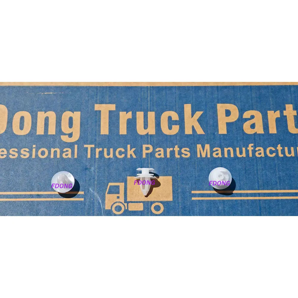 Clip 17.8*20.8mm for Nlssan UD6 Truck Spare Parts