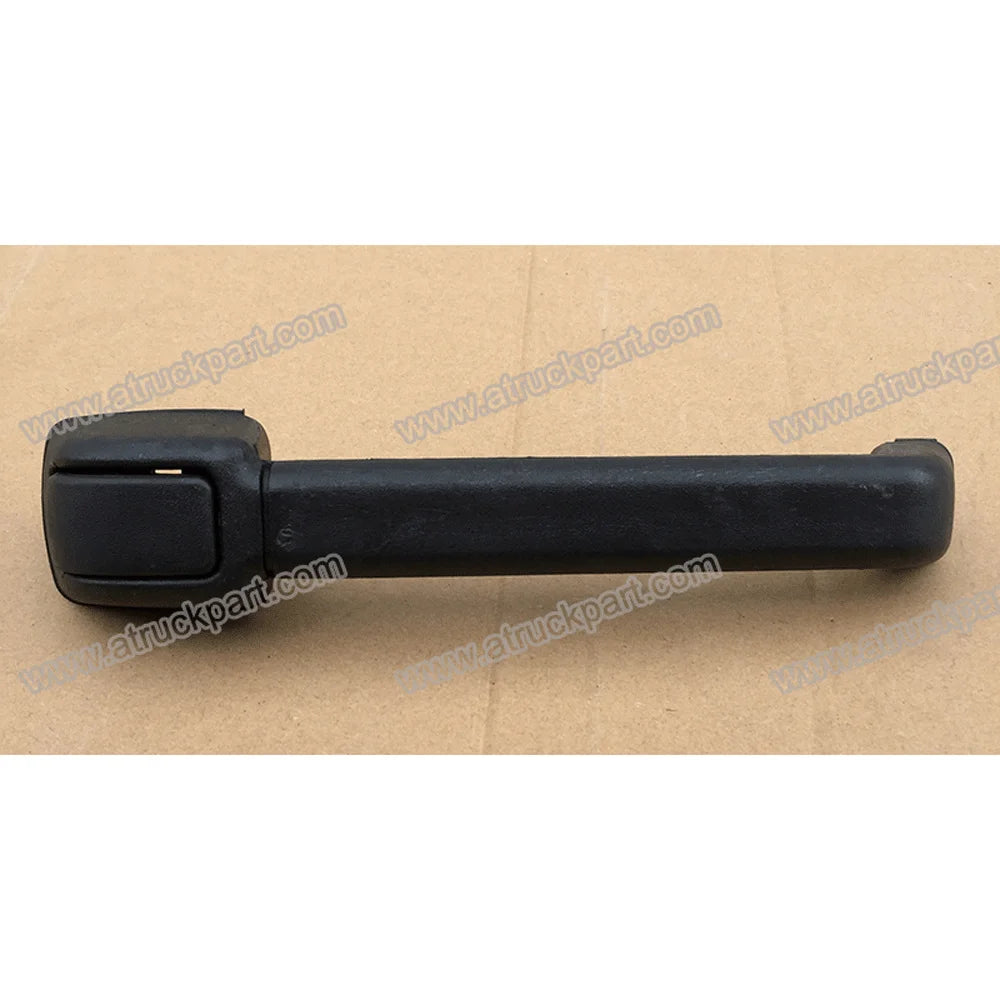 Outside Handle RH for NISSAN for UD PKB CWM 454 Truck Spare Body Parts