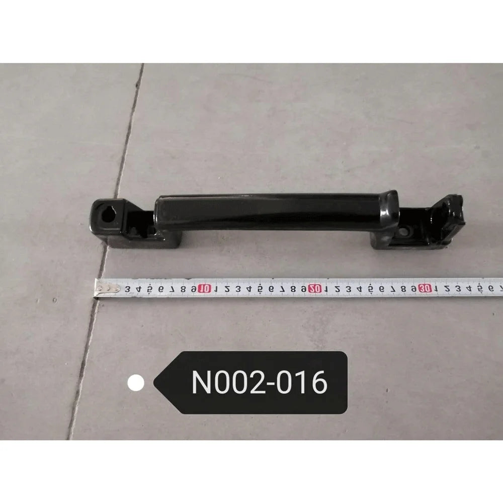 96708-17Z00 9670817Z00 Front Panel Handle LH for NISSAN for UD PKB CWM 454 Truck Spare Body Parts