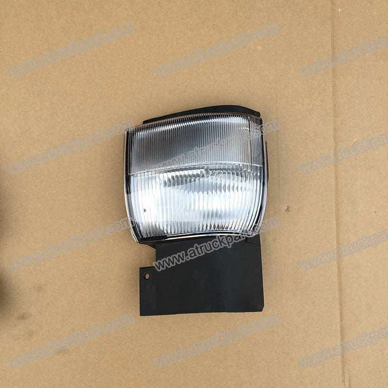 Corner Lamp LH RH for NISSAN for UD PKB CWM 454 Truck Spare Body Parts