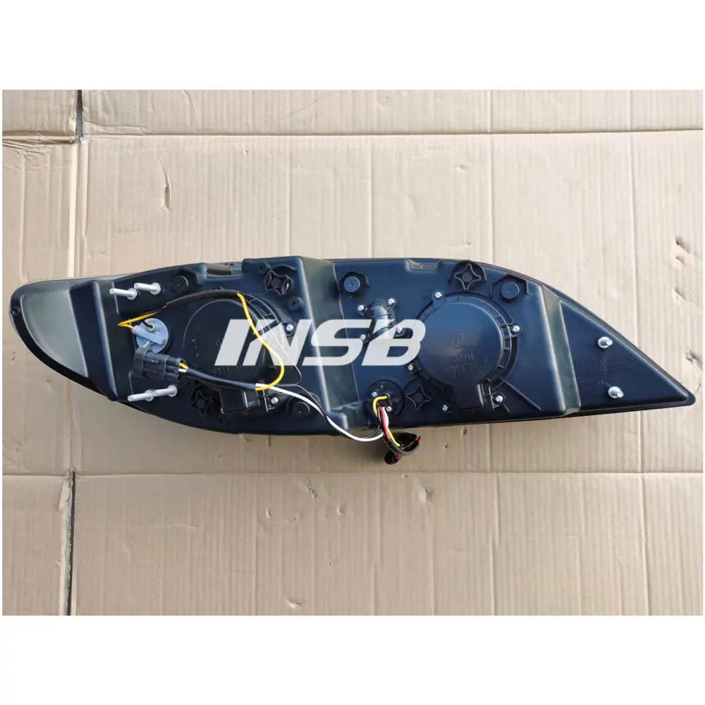 Head Lamp for Higer KLQ6127 KLQ6147 KLQ6125 KLQ6115 KLQ6119 KLQ6129 Coach City Bus Spare Parts INSB02-005
