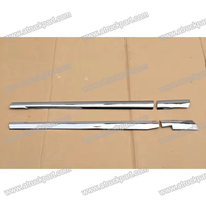 Chrome Door Garnish LH for Nissan QUON for UD QUON