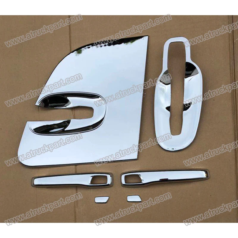 Chrome Outside Handle Garnish for Nissan QUON for UD QUON