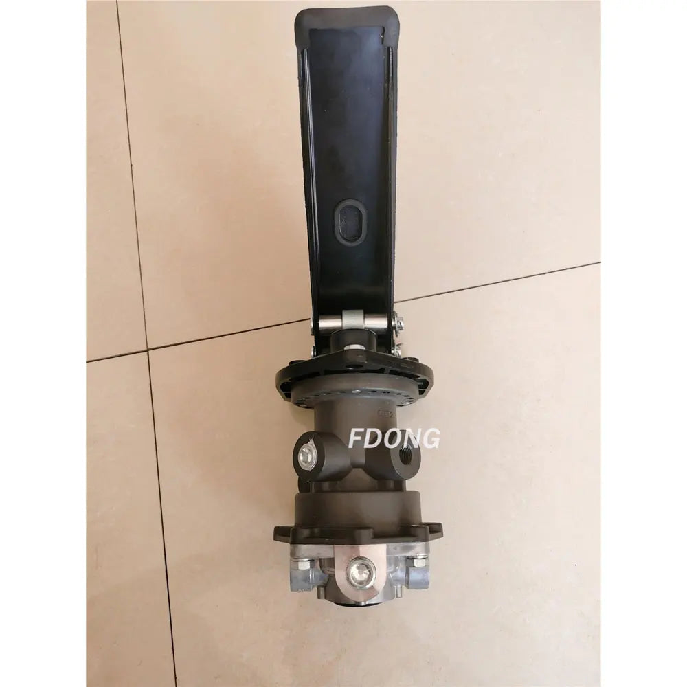 Brake Cylinder for Japanese Truck Spare Parts