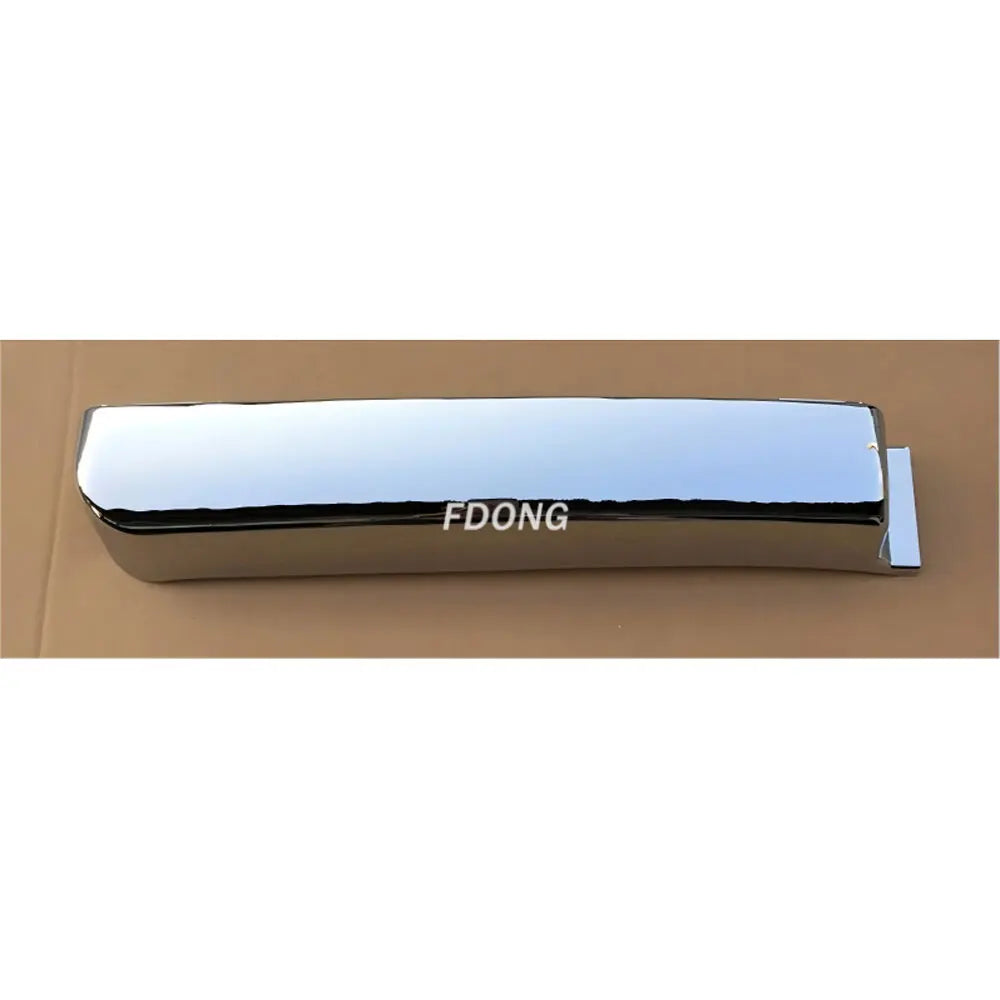 Chrome Lower Step Finish RH for Nissan QUON for UD QUON Truck Spare Body Parts