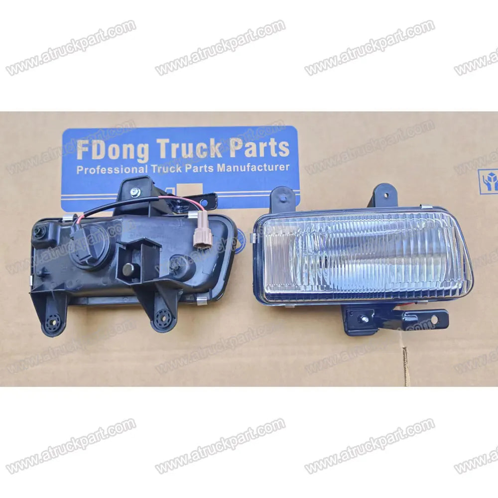 Fog Lamp LH RH for NISSAN CWA451 for UD CDA451 CMA451 Truck Spare Body Parts