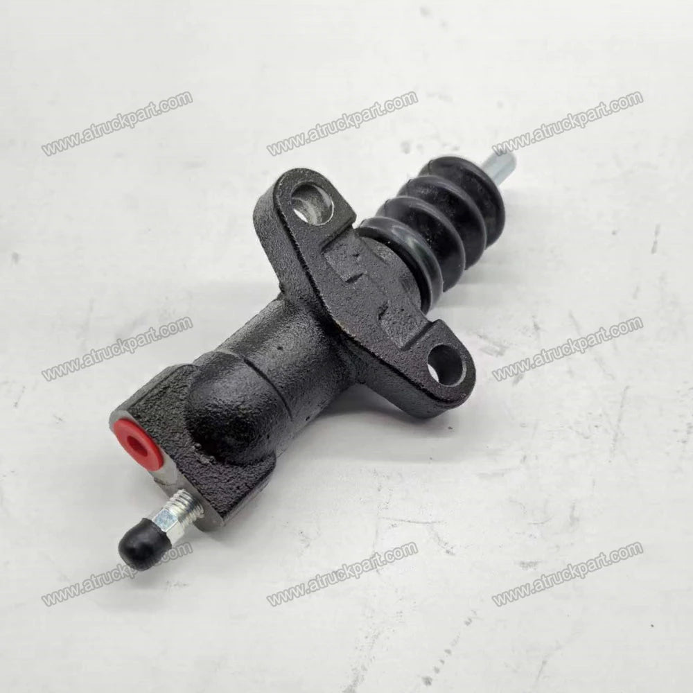 30620-90010 30620-90012 3062090010 3062090012 Clutch Slave Cylinder for Nlssan UD6 Truck Spare Parts