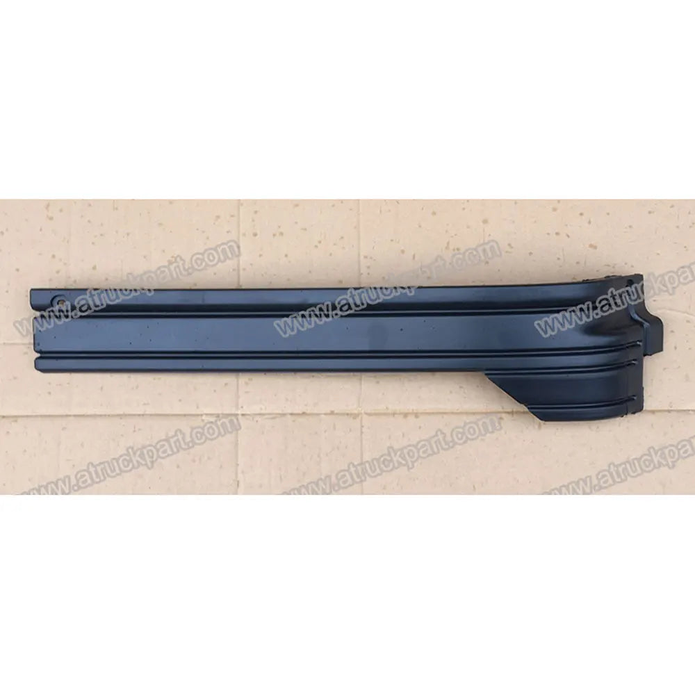 Paint Head Lamp Trim Lower LH for NISSAN for UD CW520 CK520 CK450 CD450 CW530 Truck Spare Body Parts