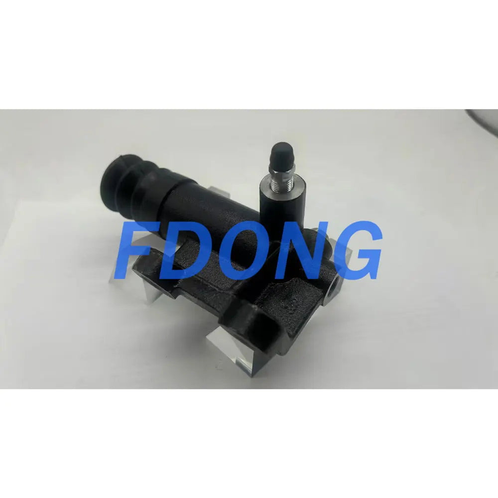 1-47570-039-1 1-47570-050-0 Clutch Slave Cylinder for Japanese Truck Spare Parts
