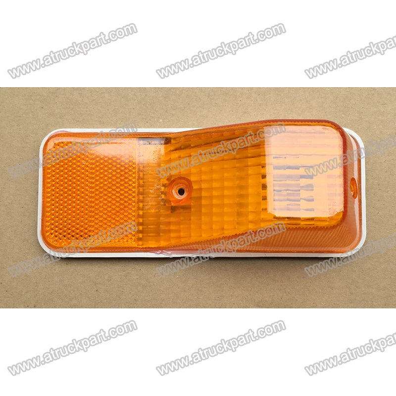 Side Lamp LH RH for NISSAN for UD PKB CWM 454 Truck Spare Body Parts