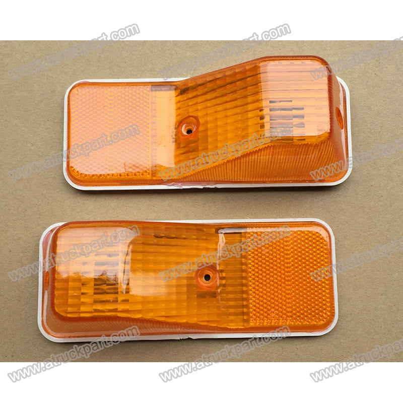 Side Lamp LH RH for NISSAN for UD PKB CWM 454 Truck Spare Body Parts