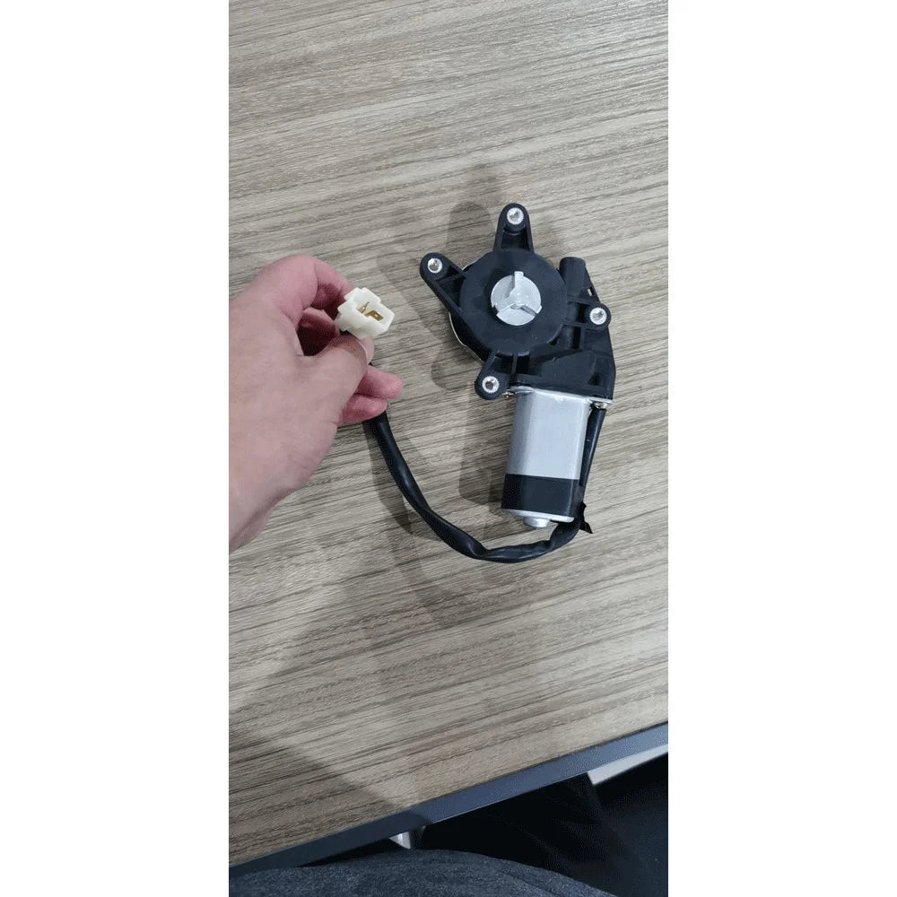Door Mirror Motor LH 12V for NISSAN for UD PKB CWM 454 Truck Spare Body Parts