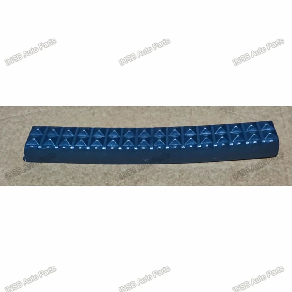 Foot Step Plate Truck Parts for Iveco Truck Part European Truck Parts INIV8030