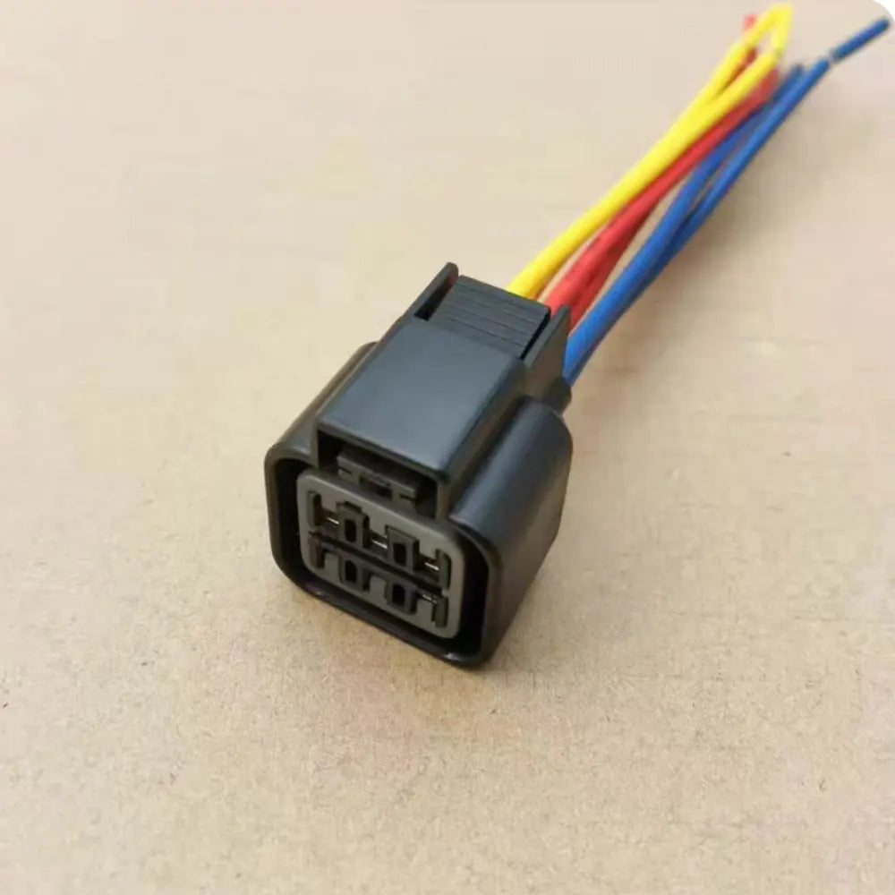 88959-06114A 8895906114A Female Plug for Korea HD45 HD35-65 Truck Spare Parts