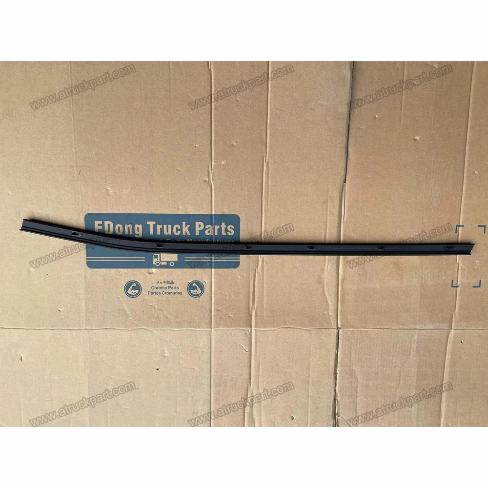 8980292011 8980292021 New Condition Inside Door Garnish for Japanese Truck Spare Parts