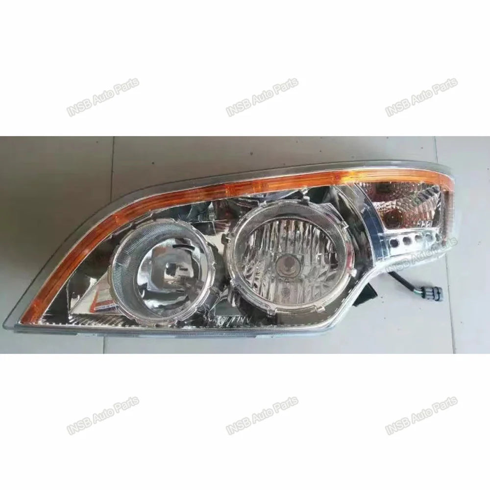 ZK6752 ZK6852 ZK6792 Bus Head Lamp Front Head Light Yvtong Bus Parts Coach Bus Parts INSB01-013