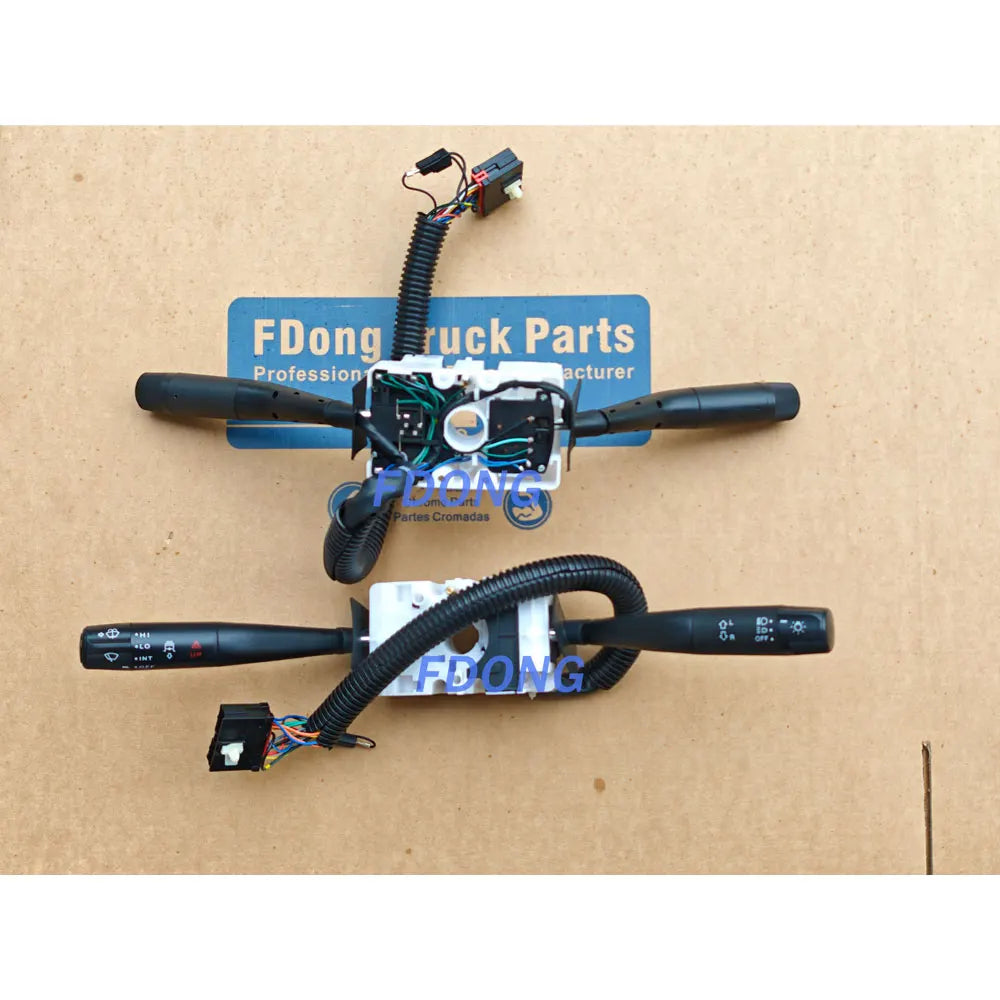 25560-00Z15 2556000Z15 NISSAN/UD PKB/CWM 454 Truck Spare Body Parts New RHD Switch Plastic Material
