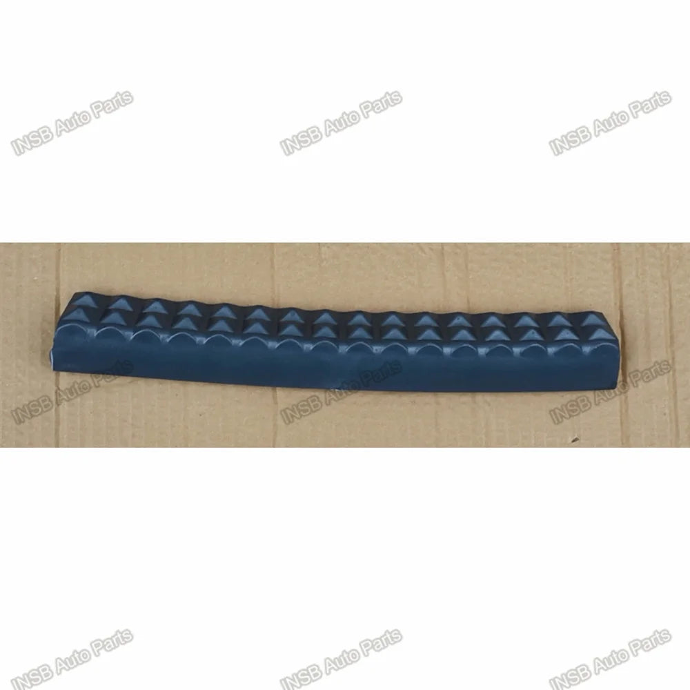 FOOT STEP UPPER Truck Parts for Iveco Truck Part European Truck Parts 504001361 504217554 504001358 504217553