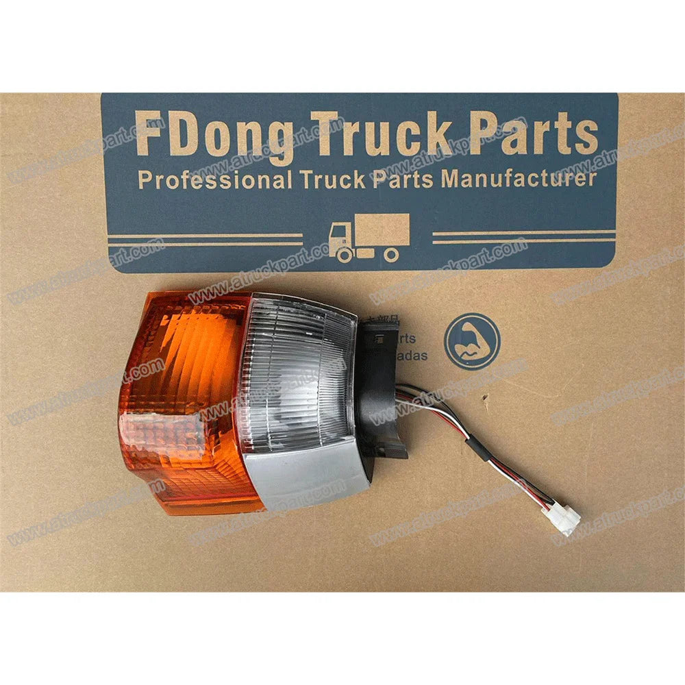 Corner Lamp RH for NISSAN UD 40 CABSTAR Truck Spare Body Parts