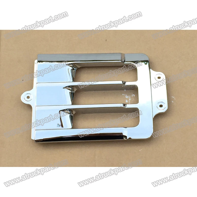 Chrome Bumper Inner Grille LH RH for NISSAN CWA451 for UD CDA451 CMA451 Truck Spare Body Parts