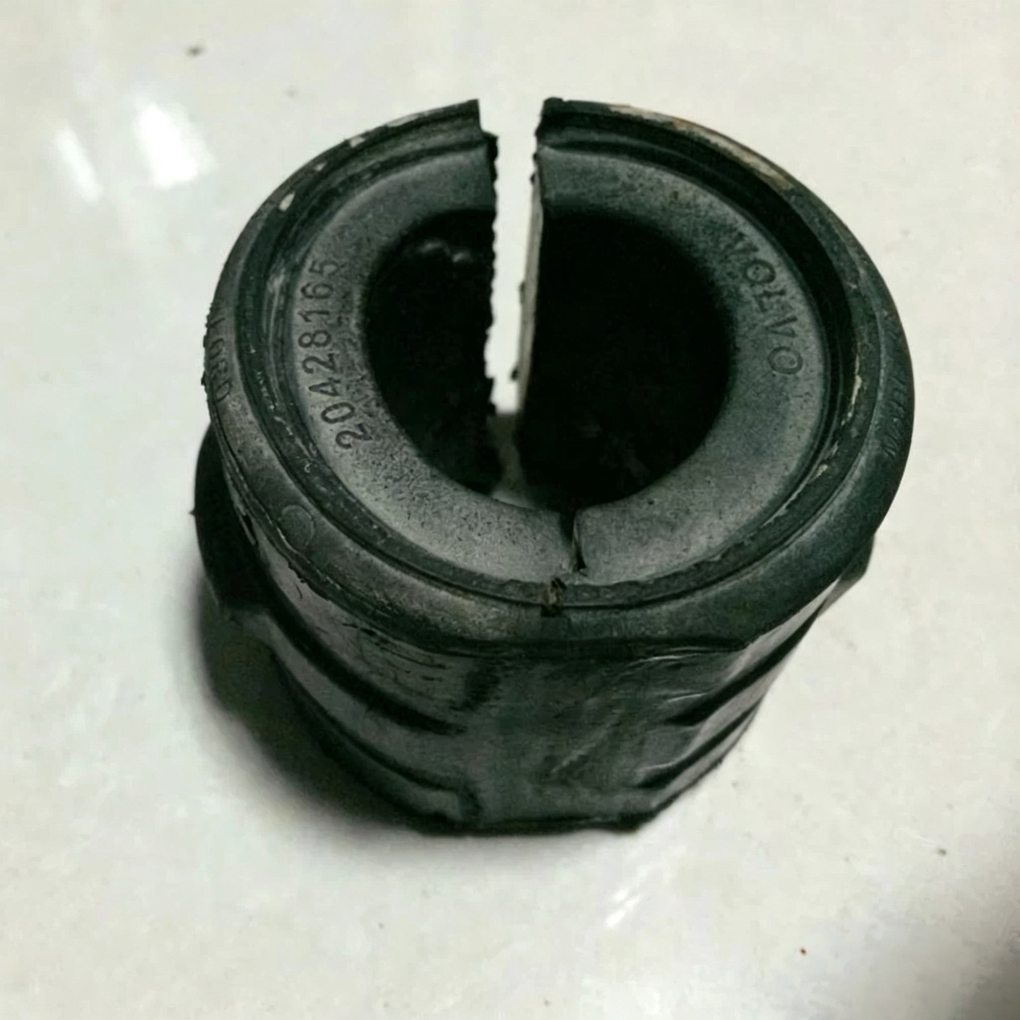 20428165 20428166 Rubber Bushing for Volvo Truck Spare Parts