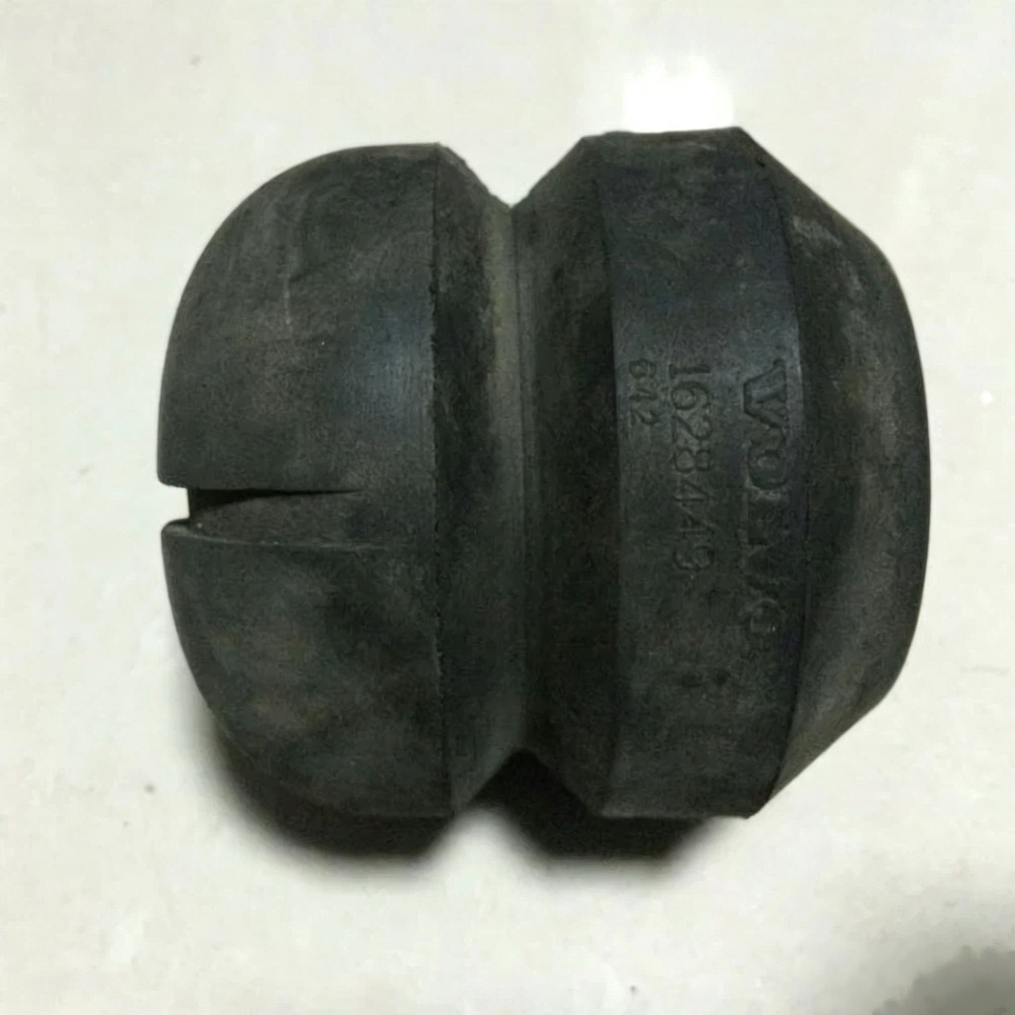 1628449 Axle Shock Absorbe for Volvo Truck Spare Parts