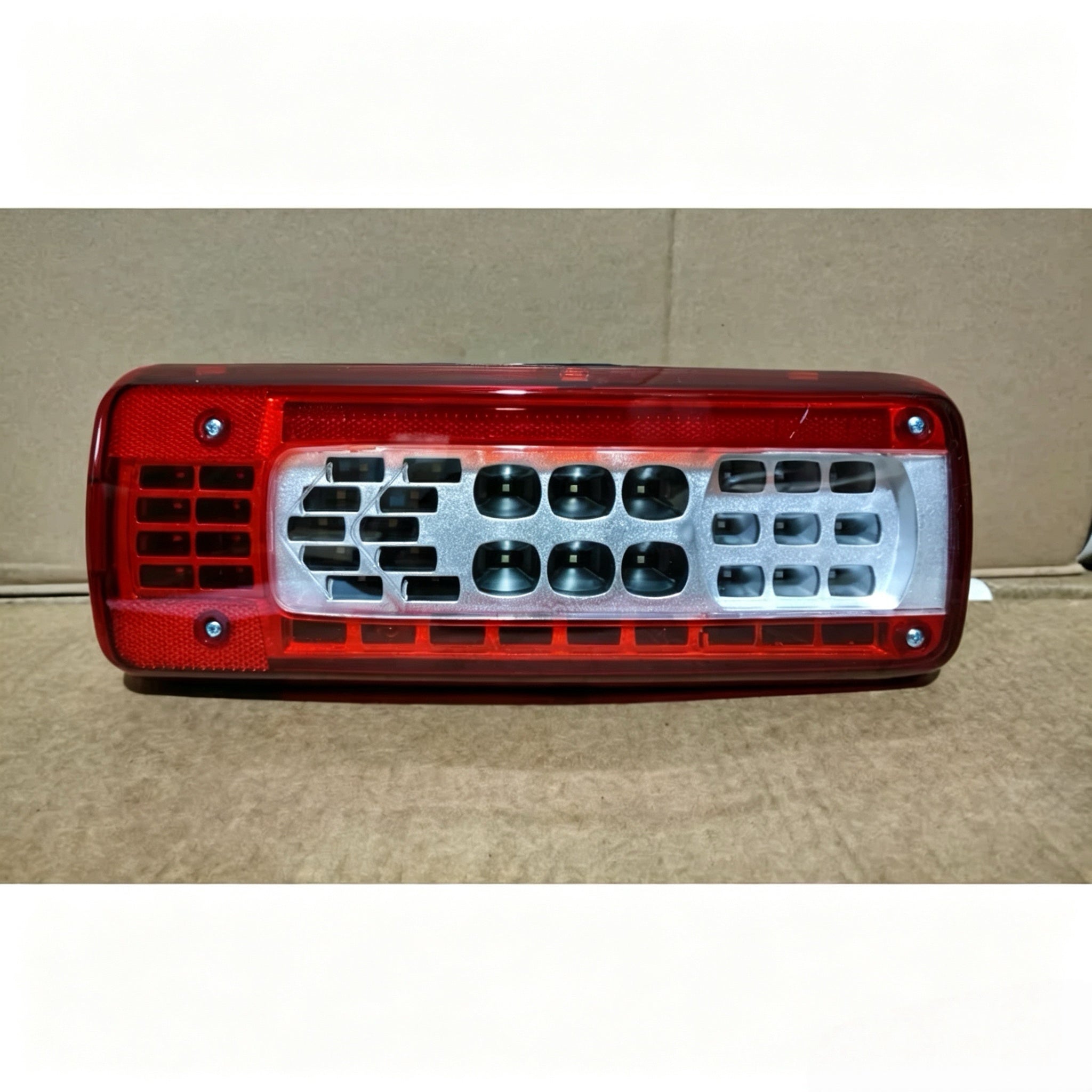 82483073 Tail Lamp LED with Buzzer for Volvo Truck Parts for Volvo FH13 Body Parts
