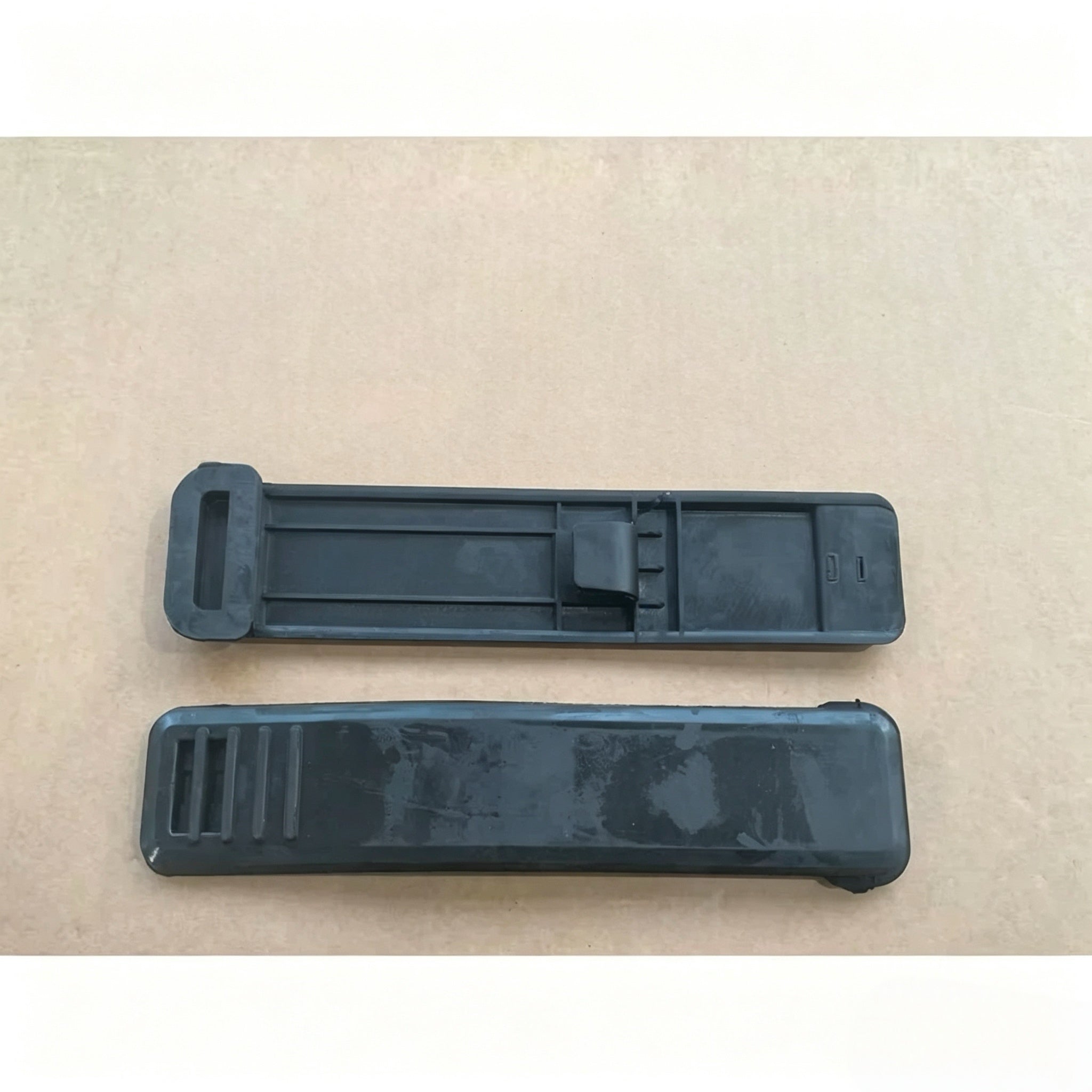 21094457 MUDGUARD FIXED RUBBER for Volvo FM FH Truck Parts European Truck Parts