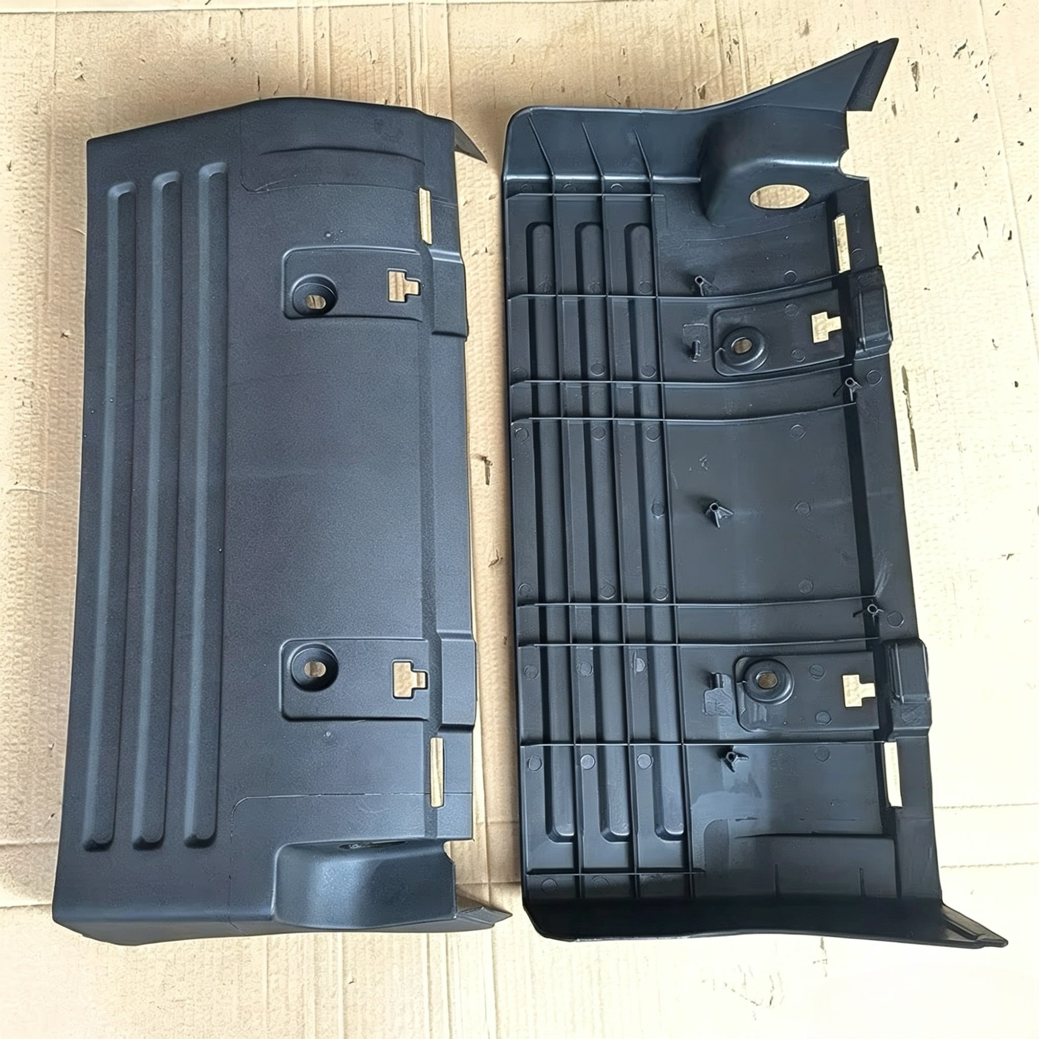 21094395 REAR MUDGUARD (FRONT) for Volvo FM FH Truck Parts European Truck Parts