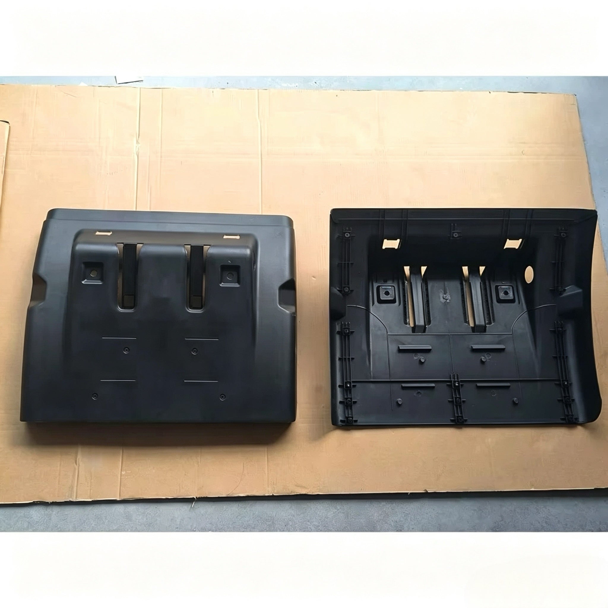 20392599 20392544 REAR MUDGUARD for Volvo FM FH Truck Parts European Truck Parts