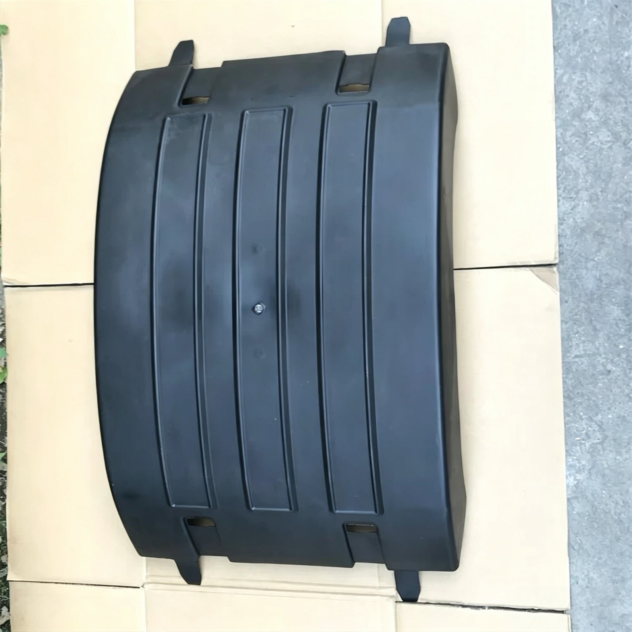 21094388 21094384 Mudguard for Volvo Truck Parts for Volvo FH Truck Parts European Truck Body Parts