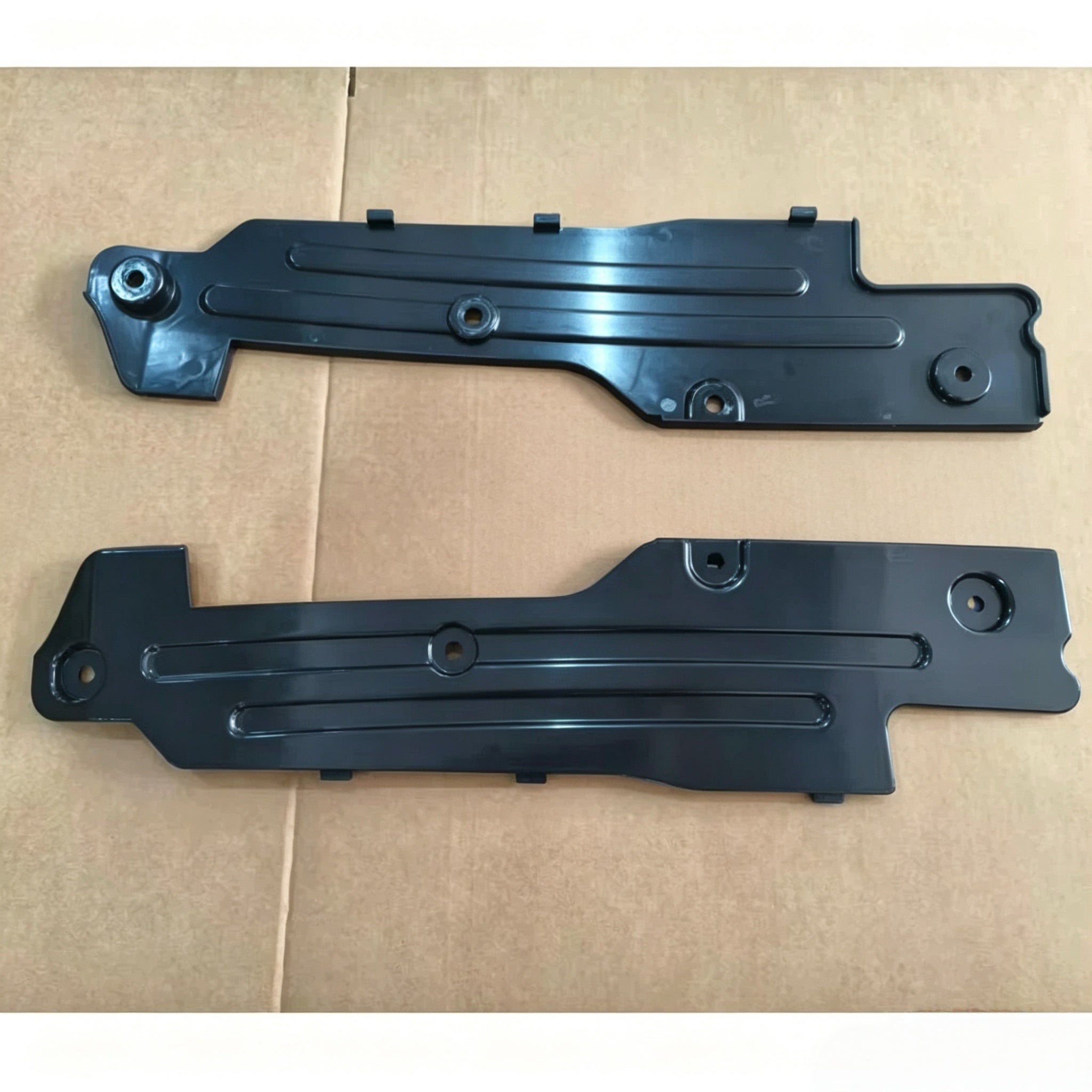 20507020 20453930 21359257 20507021 20453931 Head Light Trim for Volvo Truck Parts for Volvo FH/FM12-16 Truck Parts Body Parts