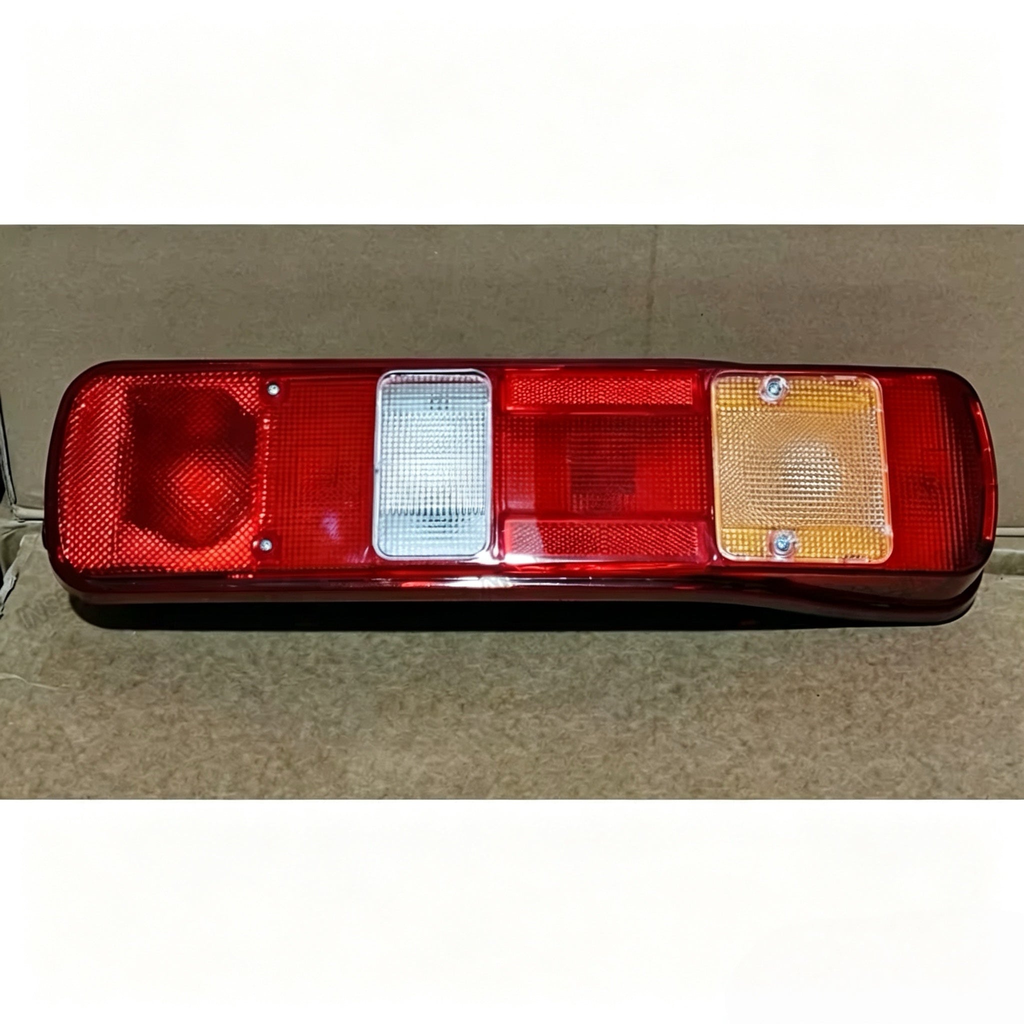 20565103 20892367 21063887 Rear Lamp Left for Volvo Truck FH FM12 Truck Parts European Truck Spare Parts
